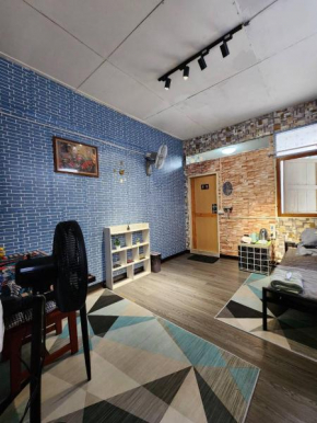 211 Olan Place Spacious Studio with free Wi-Fi